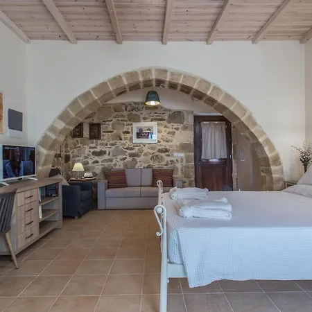Theta Villa Dhrapaniás